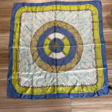 실크 스카프 레트로