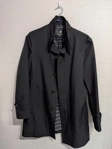컨디션 최상 BLACK LABEL CRESTBRIDGE 스텐카라 코트 M