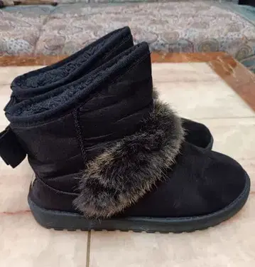 블랙 퍼 어그 부츠