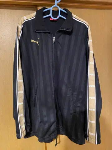PUMA 저지 블랙 골드 상 Y2K