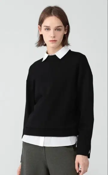 새상품급 25FW Theory 저리 소재 상의