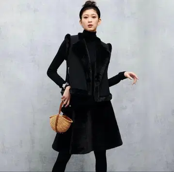 폭시 데이지 린 Love Fur Vest 리버서블