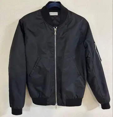 JOHN ELLIOTT 존 엘리엇 MA-1 블랙