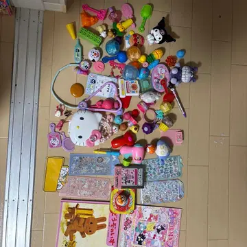 산리오, 호빵맨, 기타