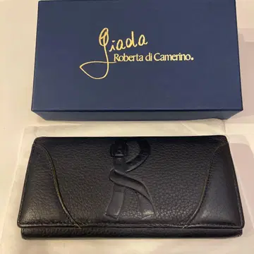 Giada Roberta di Camerino 장지갑