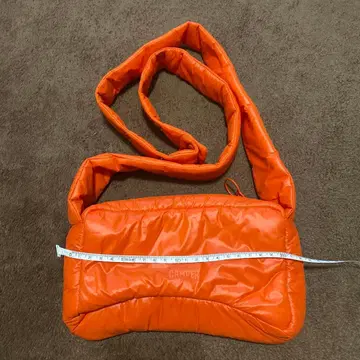 CAMPER 오렌지 바디백