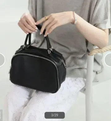 저널 스탠다드 AULENTTI/오우렌티 BOX형 백 블랙