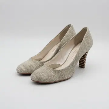 15 바디 드레싱 라운드 펌프스(23.5cm) 컨디션 최상