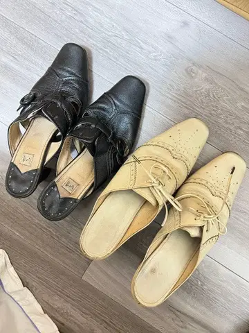 블랙과 베이지 오픈토 펌프스