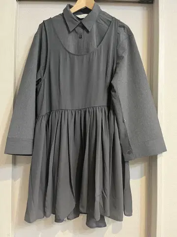 GU x rokh 그레이 긴팔 셔츠 원피스와 쉬폰 원피스