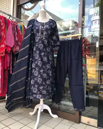 쿠르타, 팬츠와 숄 (3세트)