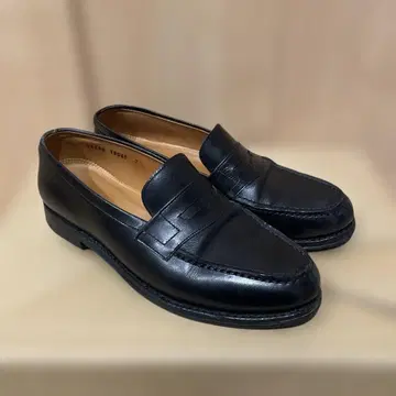 jalan sriwijaya 블랙 로퍼