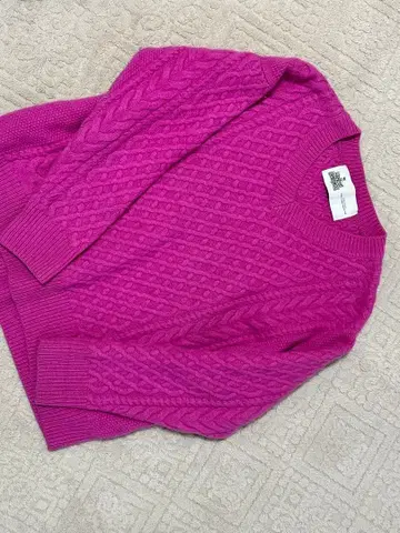 UA 핑크 울 니트