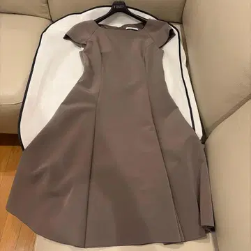 폭시 뉴욕 원피스 39424 LADY CHIC 반팔 38