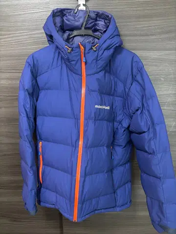 mont-bell 파마로스트 라이트 다운 후드티 M 사이즈