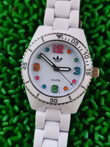 adidas 컬러풀 인덱스 화이트 손목시계