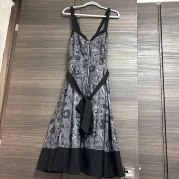 axes femme 디즈니 빌런 패턴 원피스