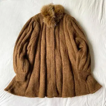 [월드 체리] 니트 자켓 퍼 포함 어깨 개더 A라인 울 혼방 F