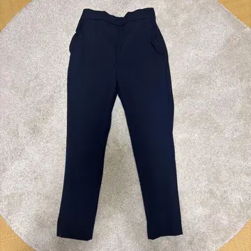 쿠미쿄쿠, 네이비 슬랙스 허리밴딩