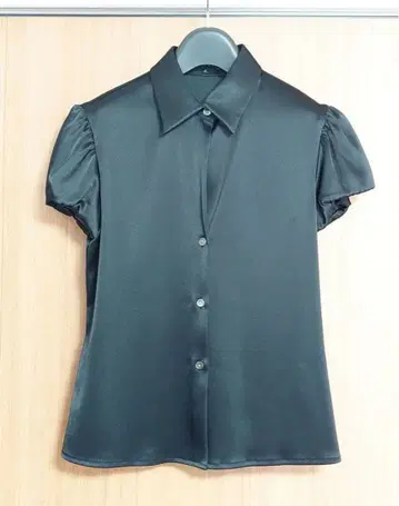 띠어리 퍼프 슬리브 반팔 블라우스