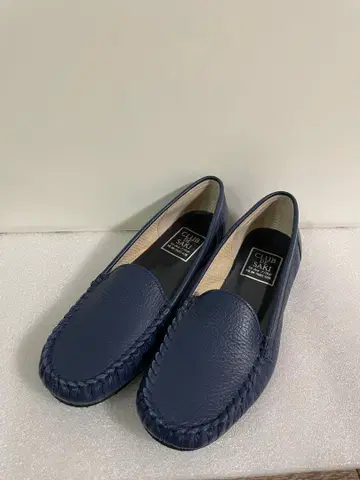 CLUB SAKI 네이비 가죽 로퍼