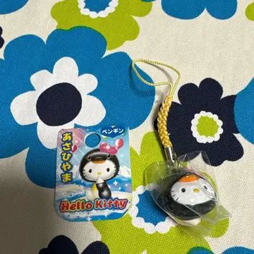 헬로키티 아사히야마 방울 열쇠고리 펭귄