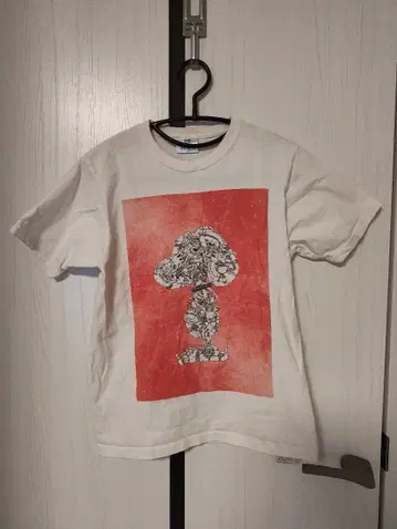 요네즈 켄시 USJ 야리 스기 콜라보 스누피 T셔츠 S 사이즈