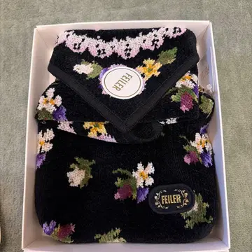 FIELTER 꽃무늬 파우치 블랙과 손수건 세트