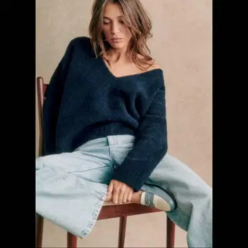 SEZANE 세자르 네이비 V넥 베이비 알파카 니트 스웨터 긴팔