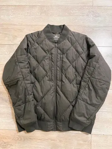 UNIQLO 화이트 마운티니어링 다운 자켓 XL