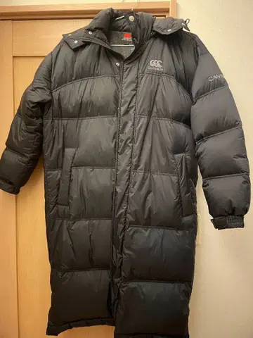 캔터베리 벤치 코트 블랙