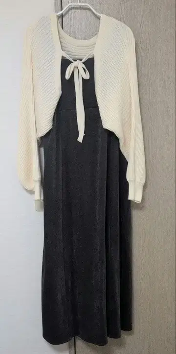 글로벌 워크 2세트 볼레로 점프 스커트 마티네 라인