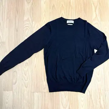 [ 택 없음 새상품 ] TOMORROWLAND 니트 네이비