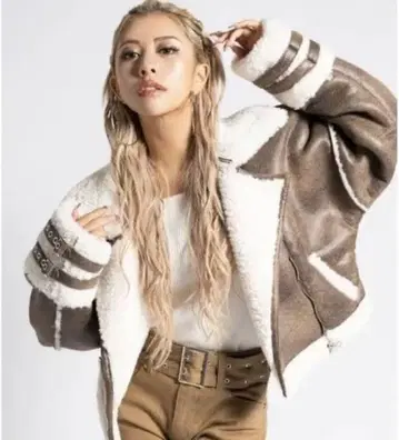 EGOIST 페이크 무스탕 숏 보아 자켓