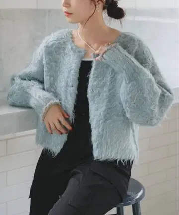 카스타네 울 혼방 샤기 가디건 색스 블루