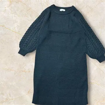 시리티에 SIMPLICTE 케이블 짜임 니트 원피스 블랙 울 혼방