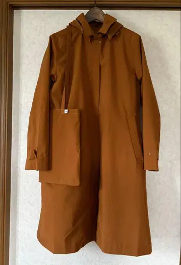 LYBY LYCKA 후드 부착 코트 롱 베스트 포함