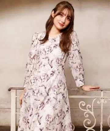 [ SWINGLE ] 오리지널 라인 플라워 프린세스 원피스