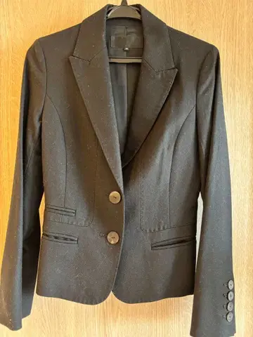 새상품급 블랙 테일러드 자켓 투버튼 fragile 38