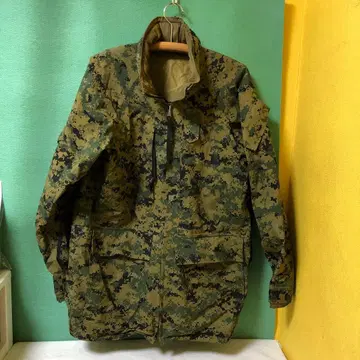 21 카모플라쥬 후드티 하프 자켓