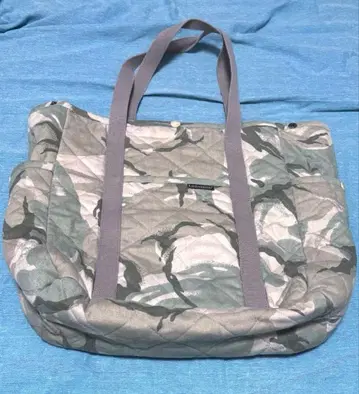 라벤햄 카모플라주 패턴 퀼팅 토트백