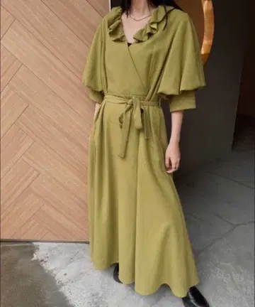 AMERI FRILL CACHECOEUR DRESS s