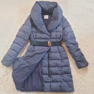 컨디션 최상 타트라스 다운 자켓 에그레타 03 사이즈 벨트 다크 그레이