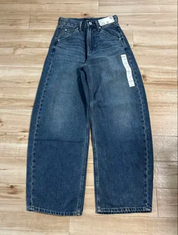 유니클로 배기 커브 청바지 21 기장 짧음