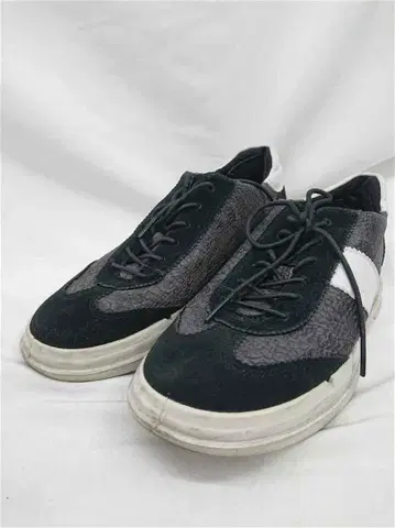 에코 가죽 스니커즈 36 블랙 화이트 덴마크 디자인