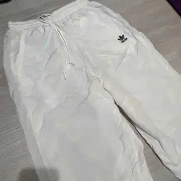 adidas 화이트 나일론 팬츠