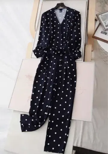 도트 무늬 올인원 네이비 L 사이즈 성숙/러블리 체형 커버