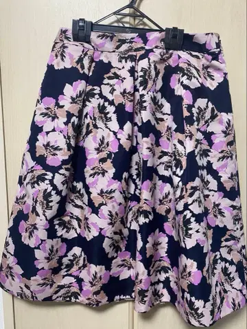 to be chic 스커트 꽃무늬