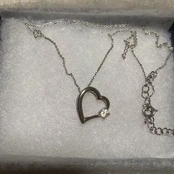 하트형 크리스탈 목걸이