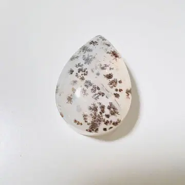 덴드리틱 눈물형 펜던트 루스